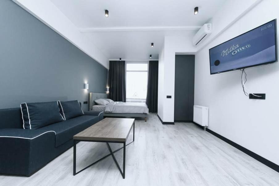 Hotrent Pechersk Lesy 20/22 Киев Экстерьер фото