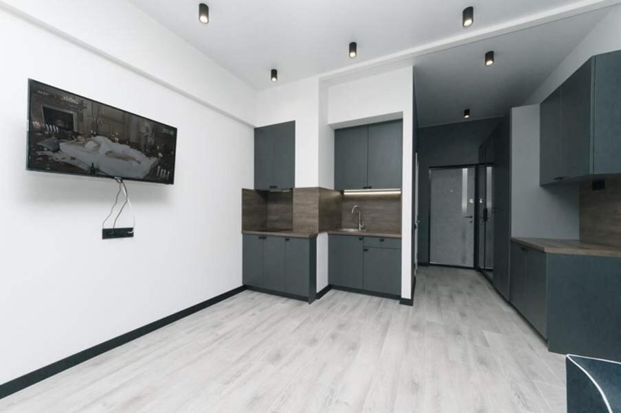 Hotrent Pechersk Lesy 20/22 Киев Экстерьер фото
