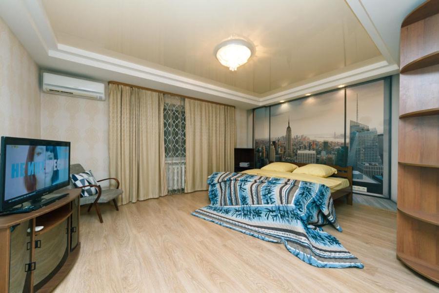 Hotrent Pechersk Lesy 20/22 Киев Экстерьер фото